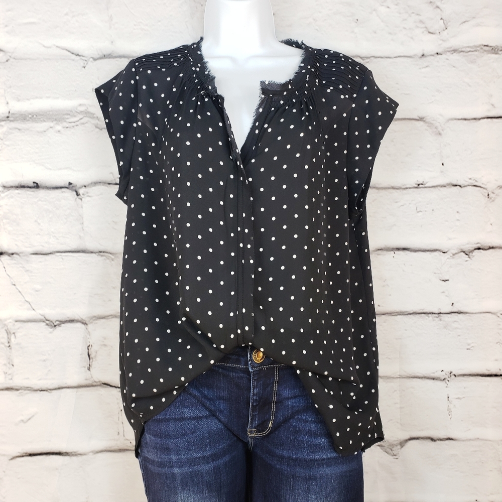 Daniel Rainn Polka Dot Top Sz L Stitch Fix